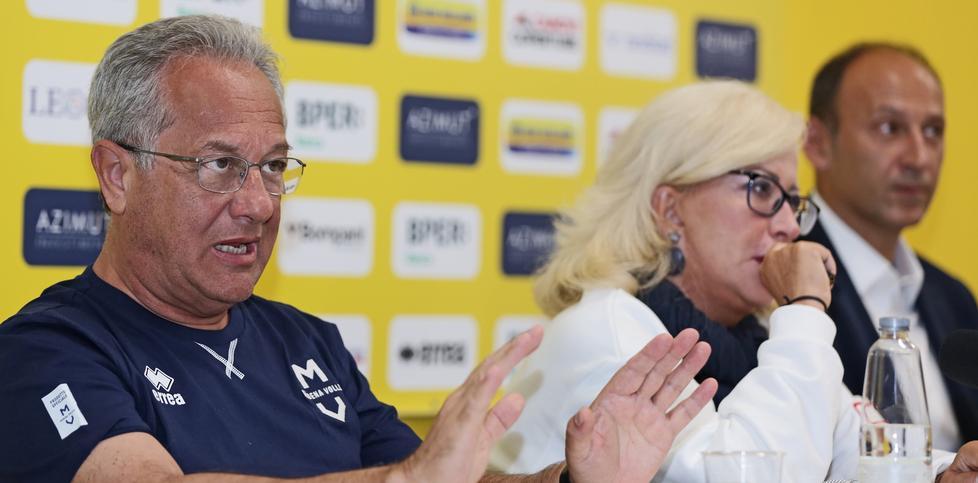 Modena, riecco Velasco: «Non faccio promesse, ma la mia squadra giocherà per vincere» 