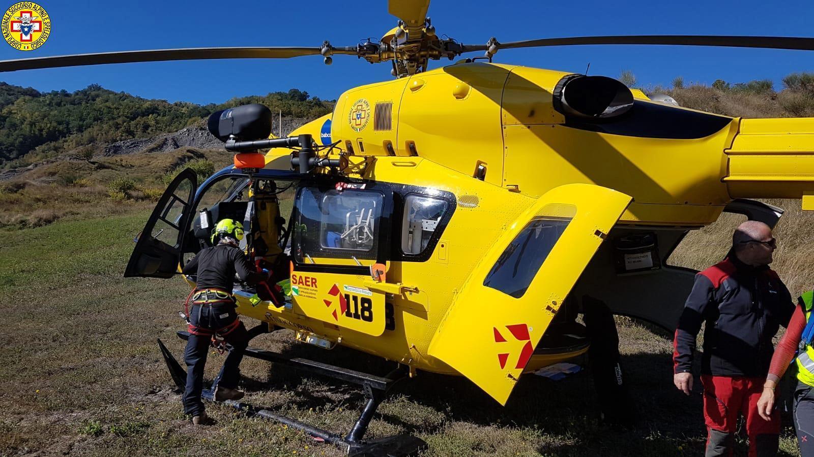 Cacciatore si sente male e cade in una scarpata a Levizzano: è grave 