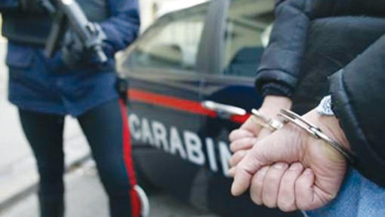 Sassuolo, perseguita la ex e il suo nuovo compagno: arrestato