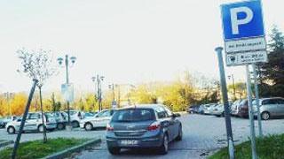 Oltre 700 posti auto gratis nei weekendcon 25mila euro in meno nelle casse