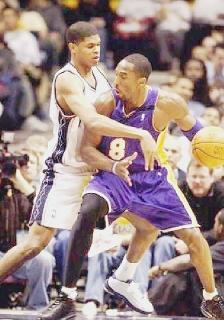 <strong>CONTRO KOBE </strong>Chi l’avrebbe detto che in questo duello tra Tamar Slay e Kobe Bryant ci sarebbe stato anche un incrocio di destini nel nome di Pistoia?