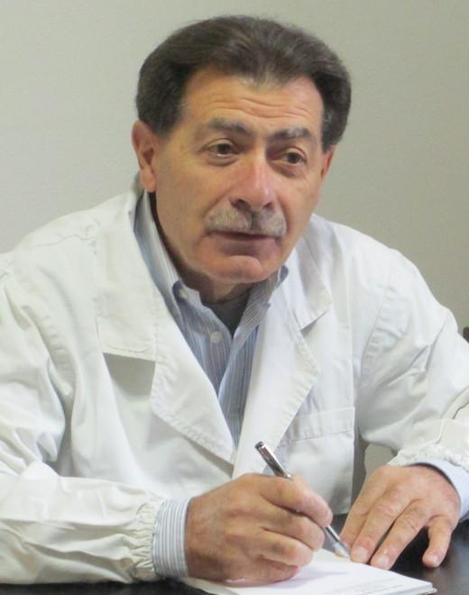 Il dottor Denis Saccani va in pensione e saluta con un pranzo benefico 