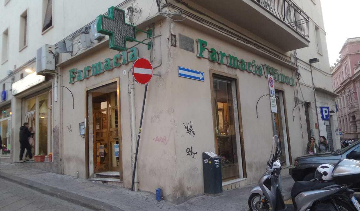 La storica farmacia Simon getta la spugna e va all’asta 