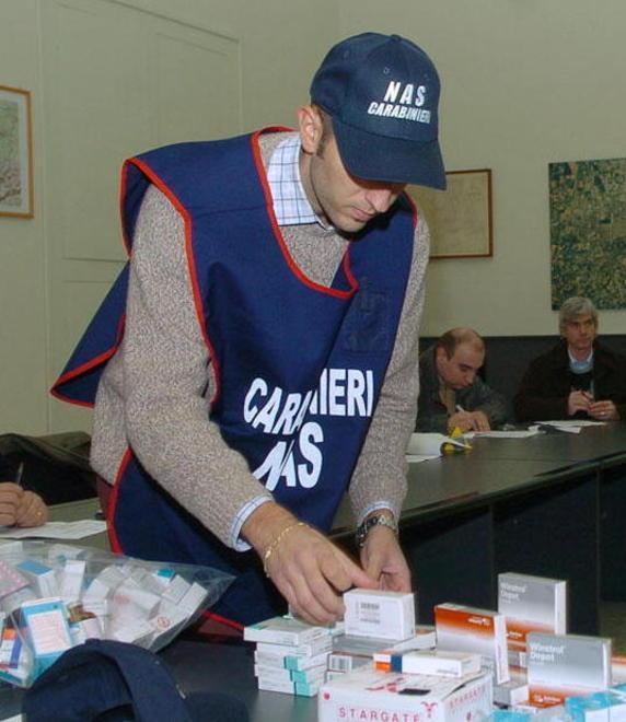 Professionista 48enne nella rete della truffa in campo farmaceutico 