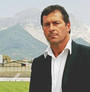 Guerra fra Carrara Vive e Pd:i democratici chiedono la verifica