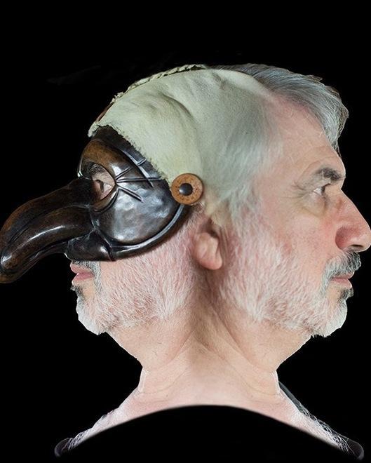 Antonio Fava è Pulcinella sul palco del San Prospero