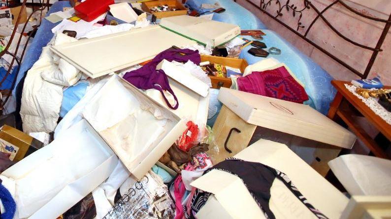 Ladri scatenati all’ora di cena: assalti con l’inquilino in casa a Modena