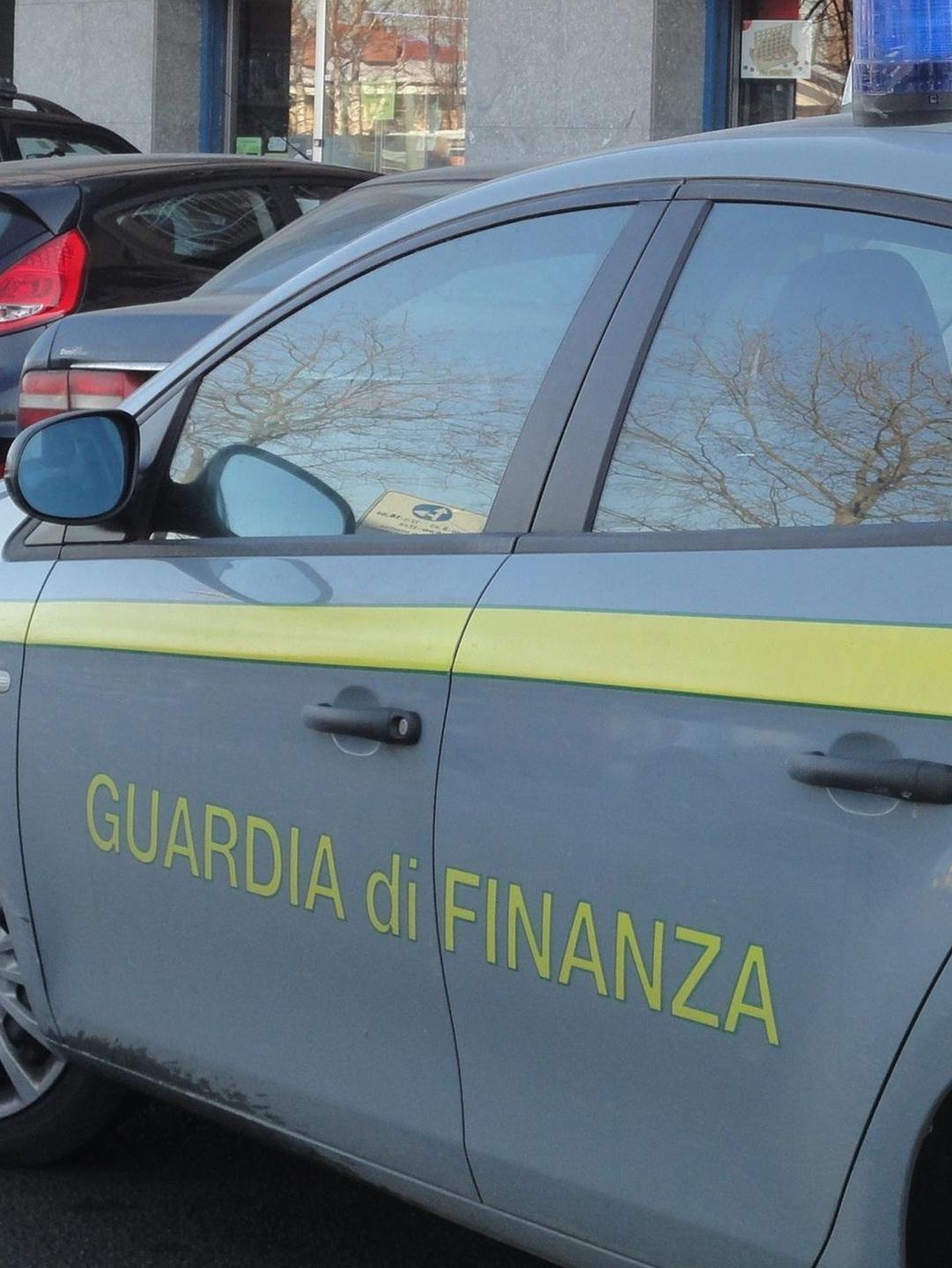 Imposte evase per 650mila euro nei guai due imprenditori edili 