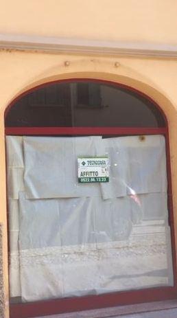 «Pochi parcheggi, i negozi in centro chiudono» 