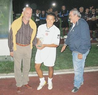 I dirigenti della Figc Matteoli e Fiorentini a una premiazione di una passata edizione