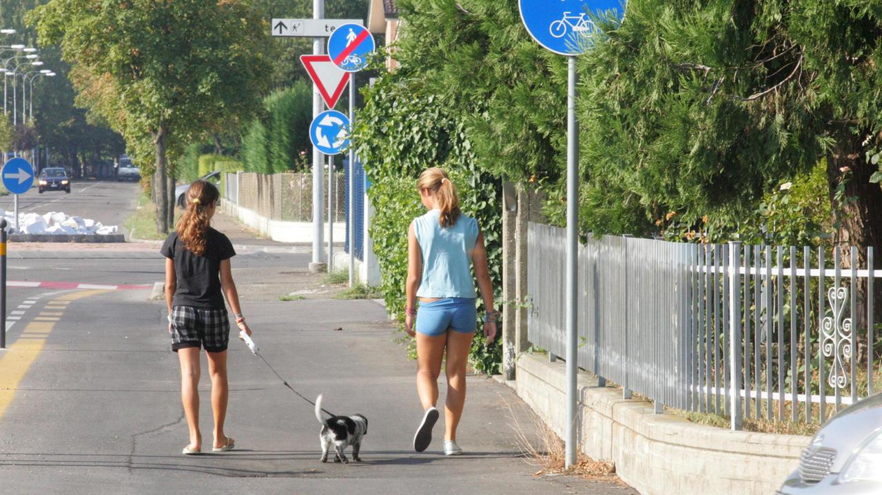 Atti osceni: sequestrata l'auto all'esibizionista seriale, terrore delle minorenni