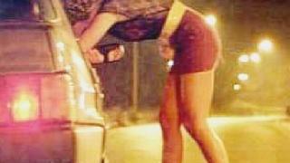 «Non voglio prostitute sulla strada»