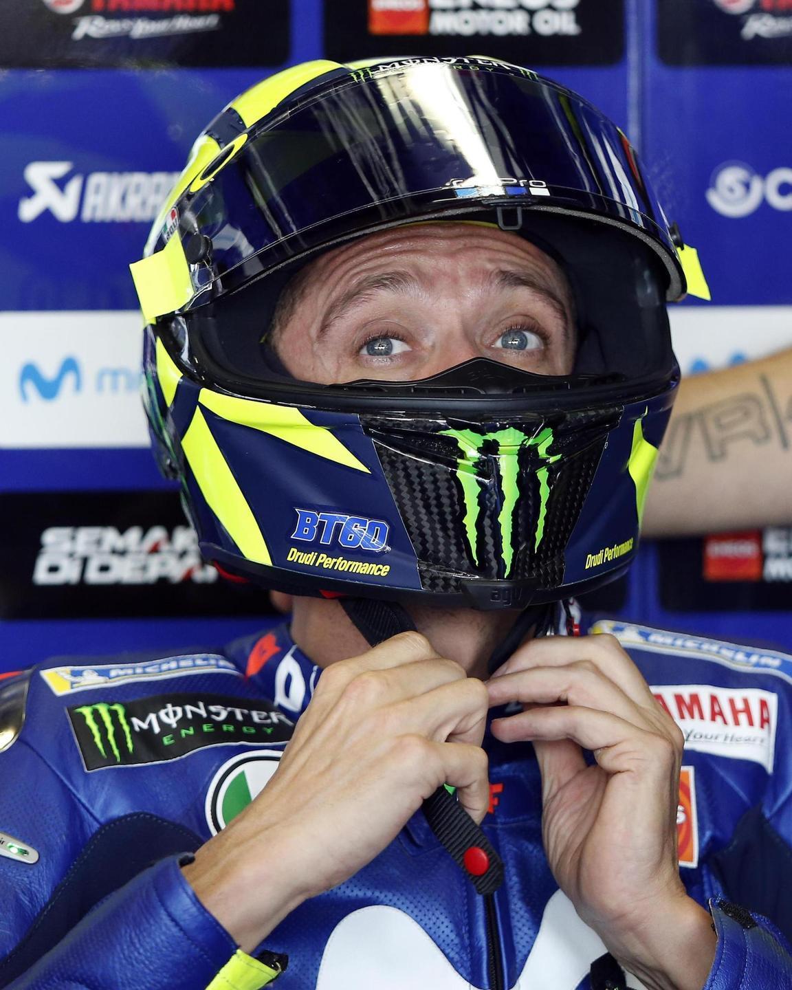 MotoGp, Rossi parte davanti