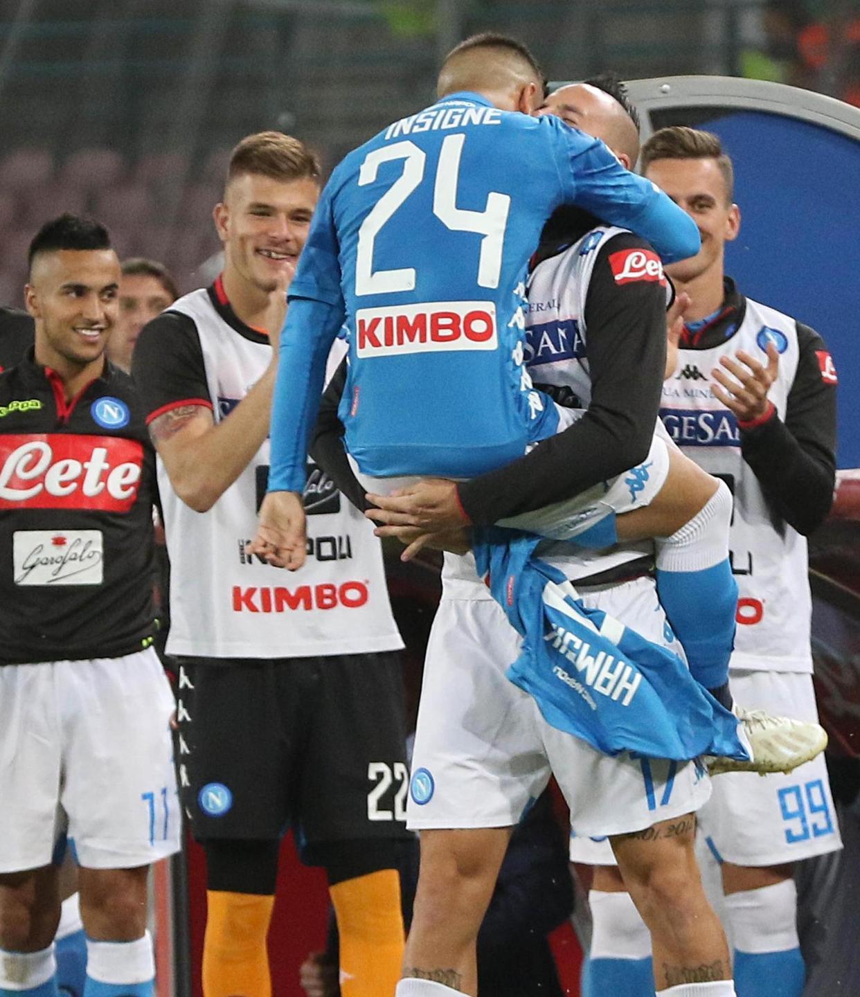 Napoli spreca e vince, Sassuolo battuto 