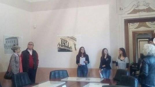 Palazzo Brusati Bonasi I visitatori apprezzano il percorso guidato