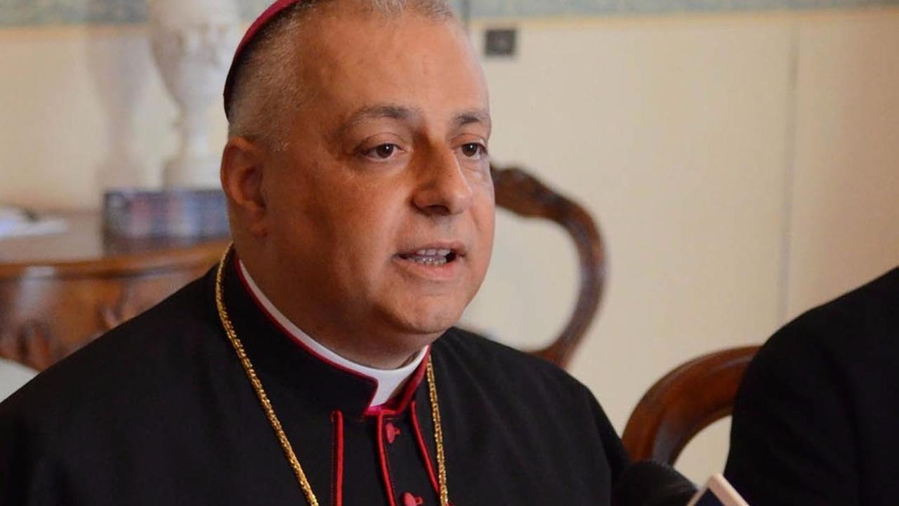 Sassari, l'arcivescovo: «Subito un patto per la città, non si può temporeggiare» 
