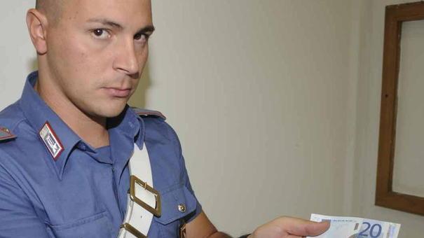 I carabinieri sequestrarono le banconote fotocopiate