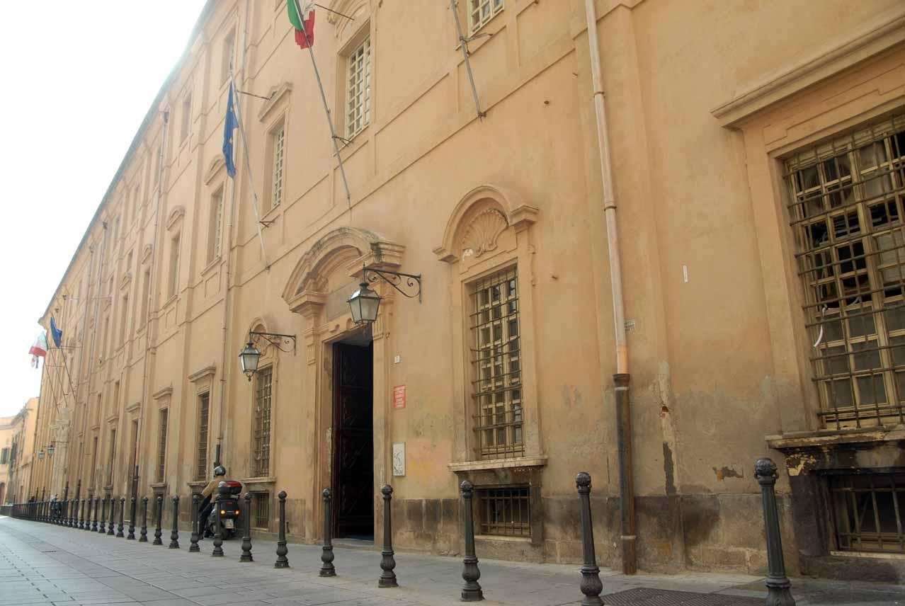Allerta meteo, l'università di Cagliari sospende le attività