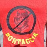 Maglia anti-berlusconi, il sindaco "Squalificare i vogatori del Palio"