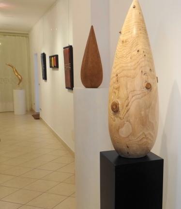 Rimandi a possibili artifici Mostra di cinque artisti all’Associazione L’Atelier 