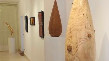 Rimandi a possibili artifici Mostra di cinque artisti all’Associazione L’Atelier