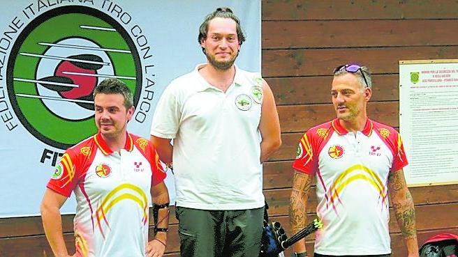 Arcieri del Bosco in cattedra Sandri domina e cala il tris Marchi conquista l’argento