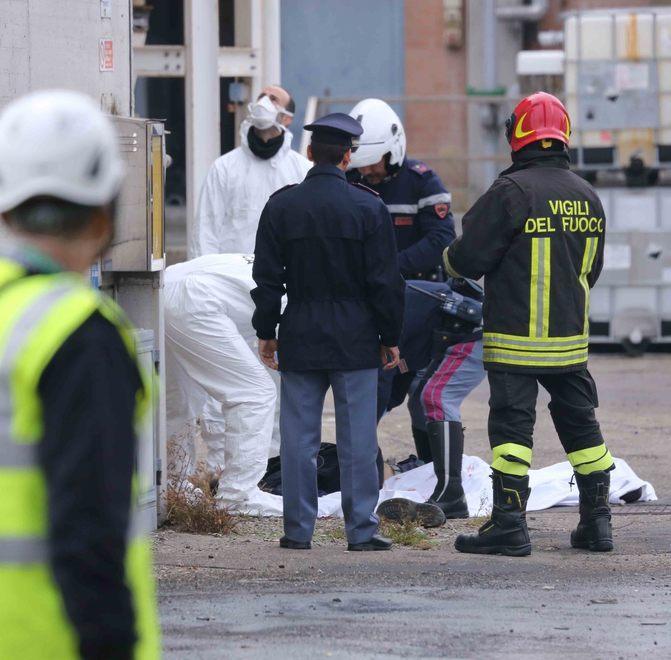 Scoppia un silos all’ex inceneritore Un operaio muore nell’esplosione 