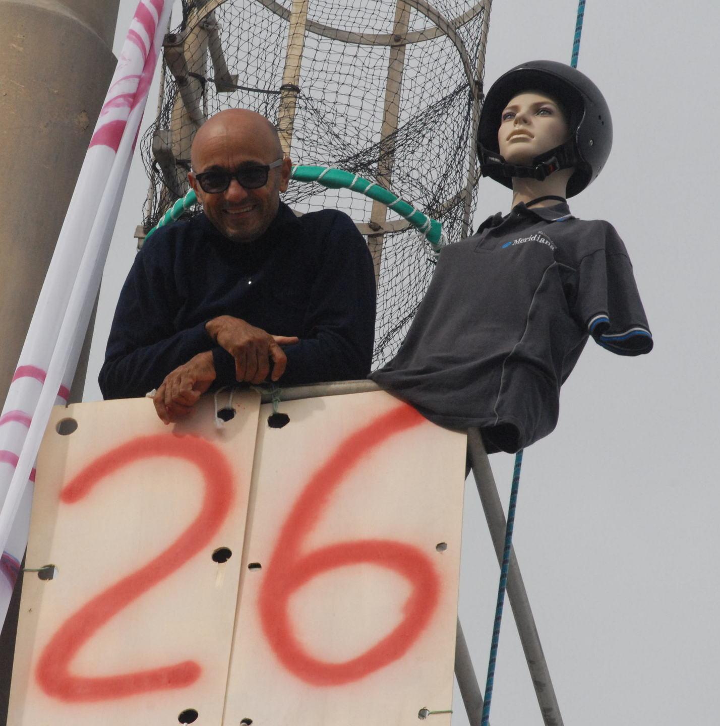 La protesta sulla torre costa cara «In servizio alla Caritas e a Loiri» 