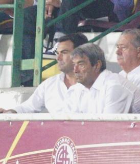 <strong>IL CASO. </strong> Aldo Spinelli segue il match col figlio Accanto Diamanti