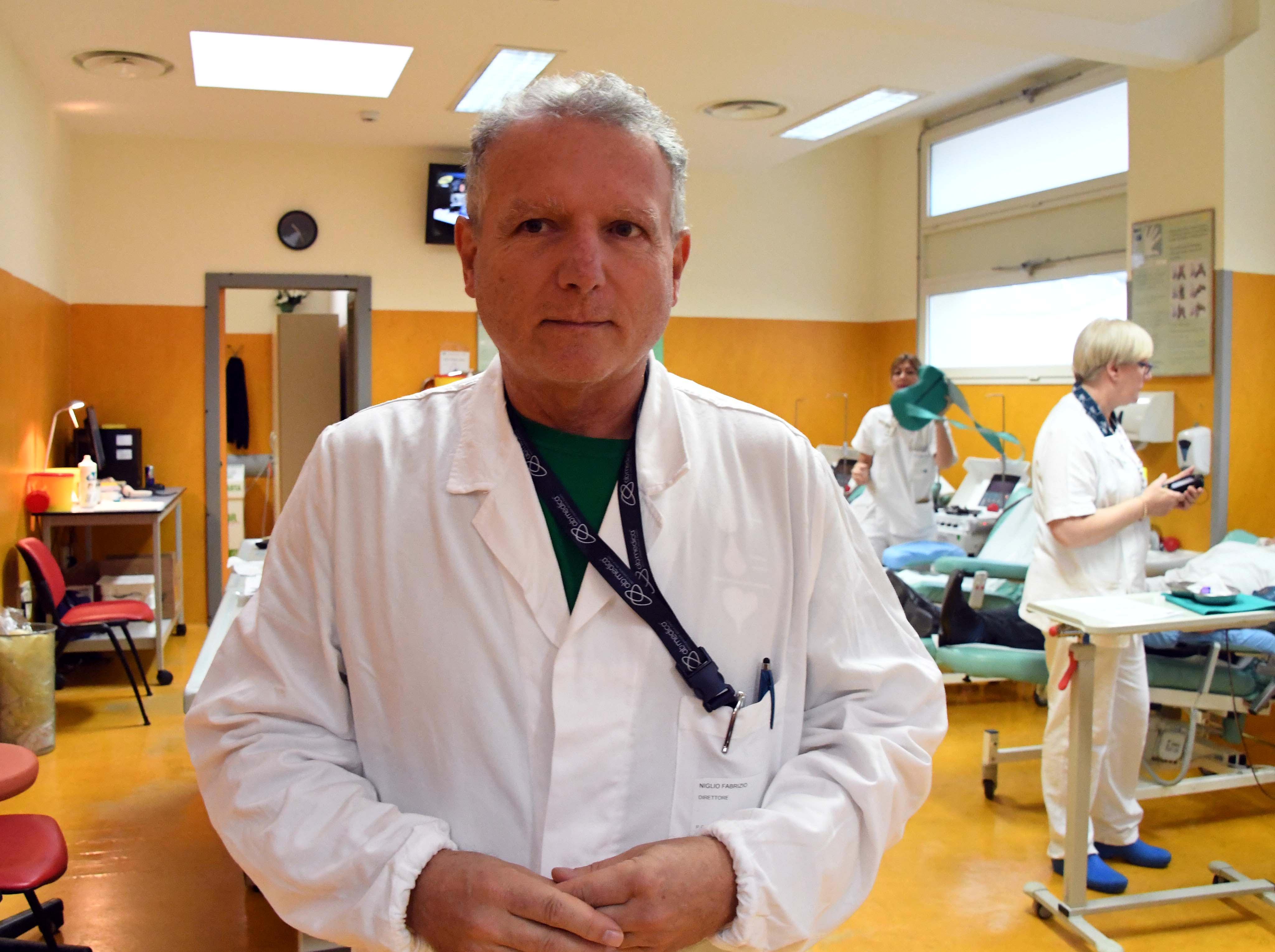 Il dottor Fabrizio Niglio, responsabile del centro trasfusionale di Pontedera e di quello di Volterra