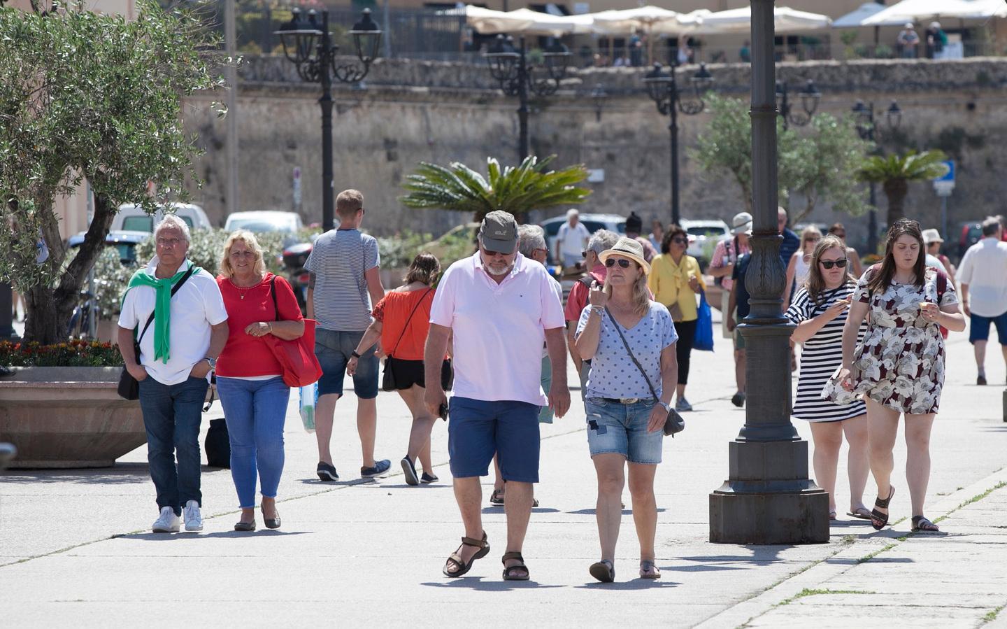 «Strutture ricettive abusive pochi turisti negli alberghi» 