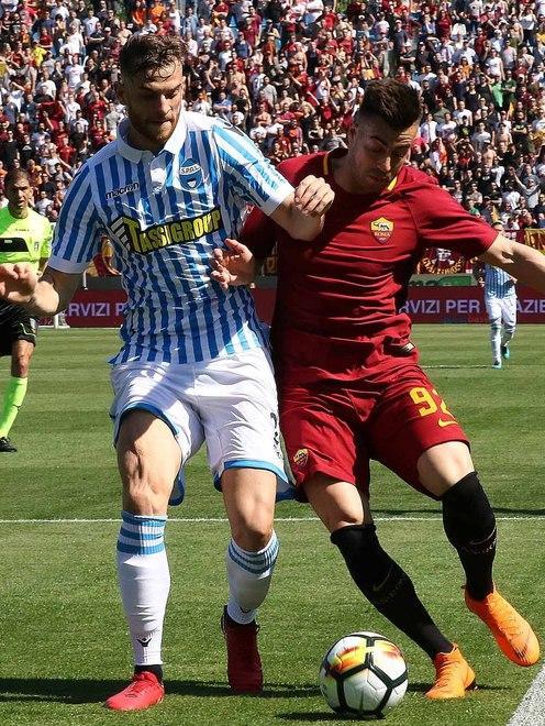Roma, Di Francesco inizia la partita a scacchi con mister Semplici: Perotti o El Shaarawy