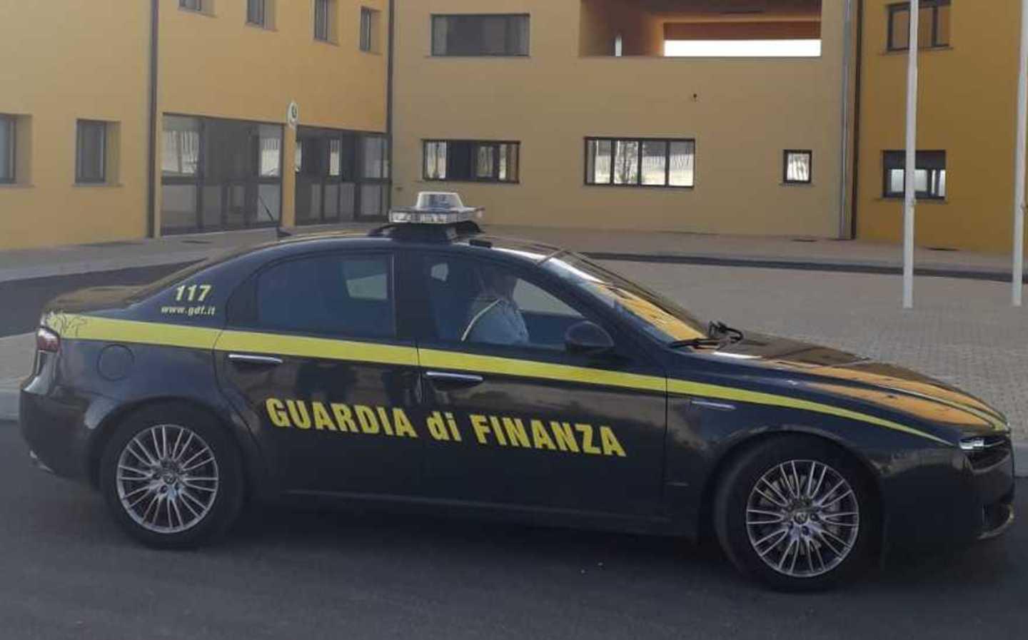 I trafficanti di droga investivano ad Alghero 