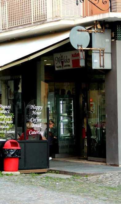 Chiude il bar Mokka «Qui non ti aiutano»