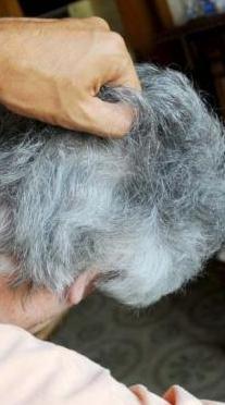 Botte all’anziana madre, 50enne denunciato 