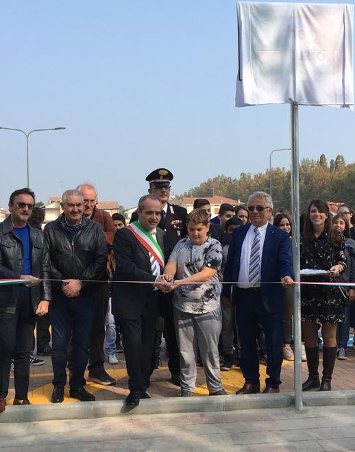 Parcheggio inaugurato 50 nuovi posti auto