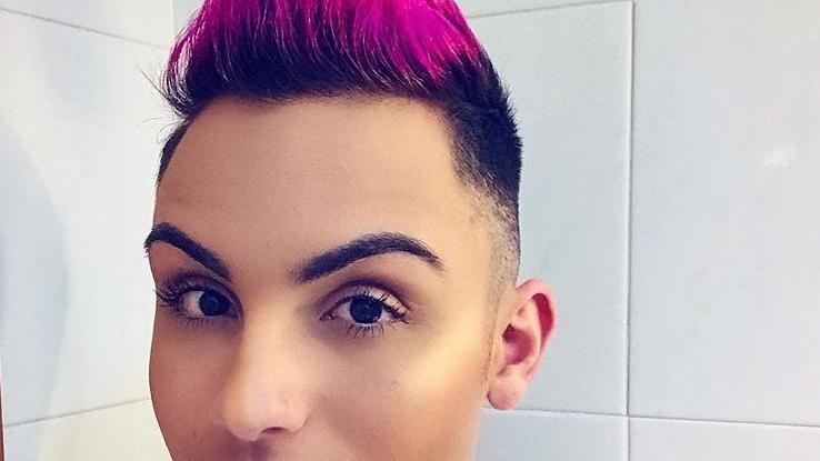 «Io, vittima dei bulli perché gay»