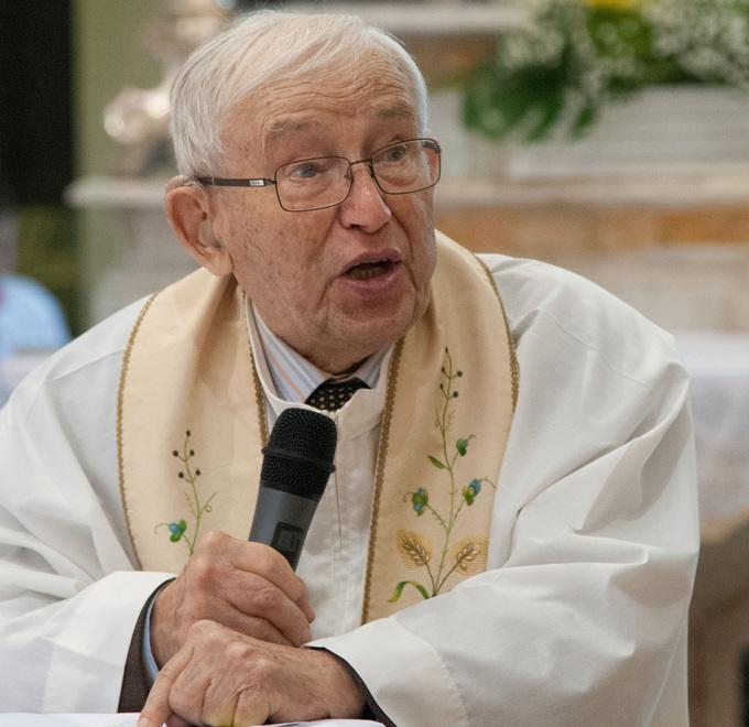 Abbandonò la tonaca per sposarsi ma muore da prete 
