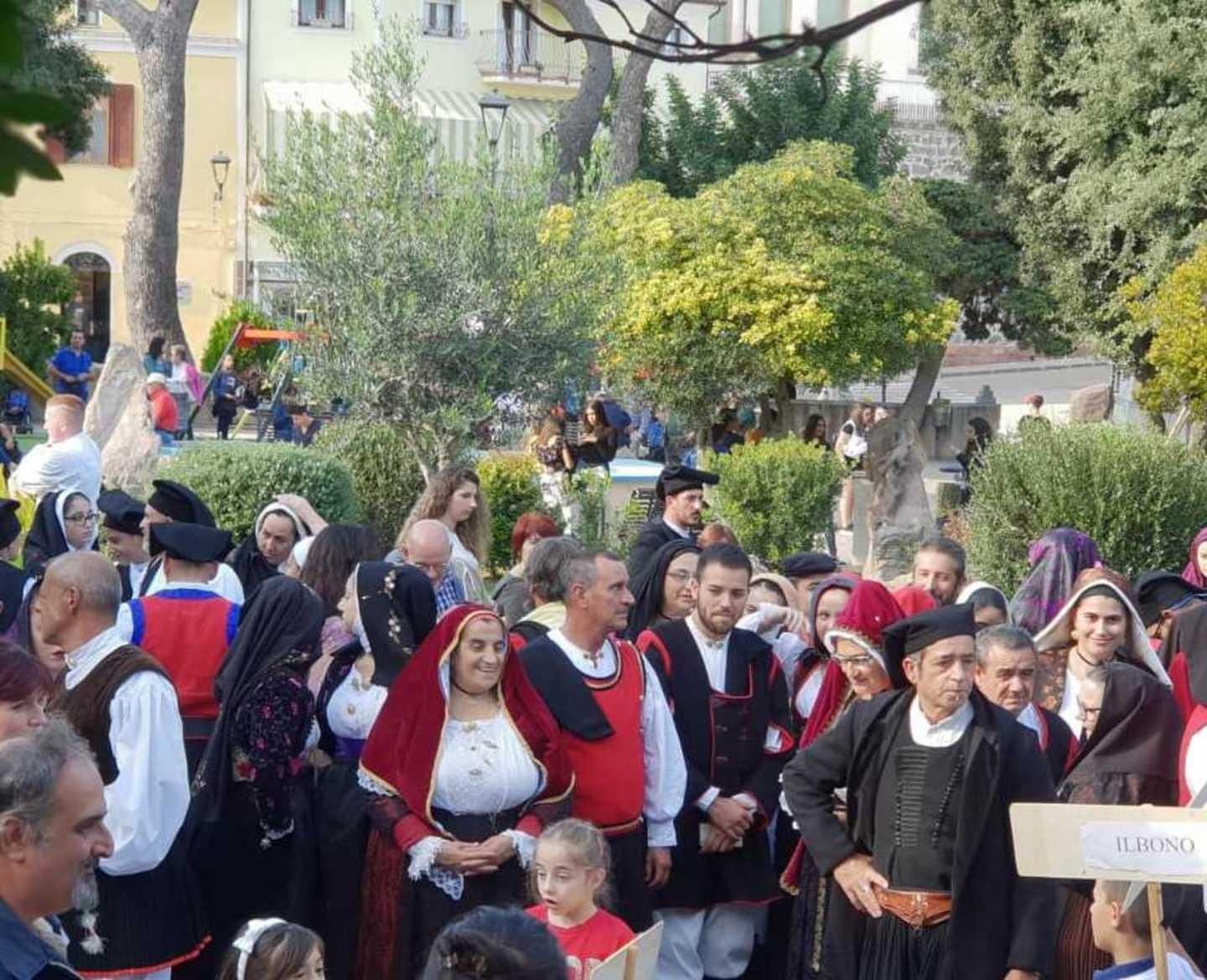 I costumi dell’isola sfilano a Chiaramonti 