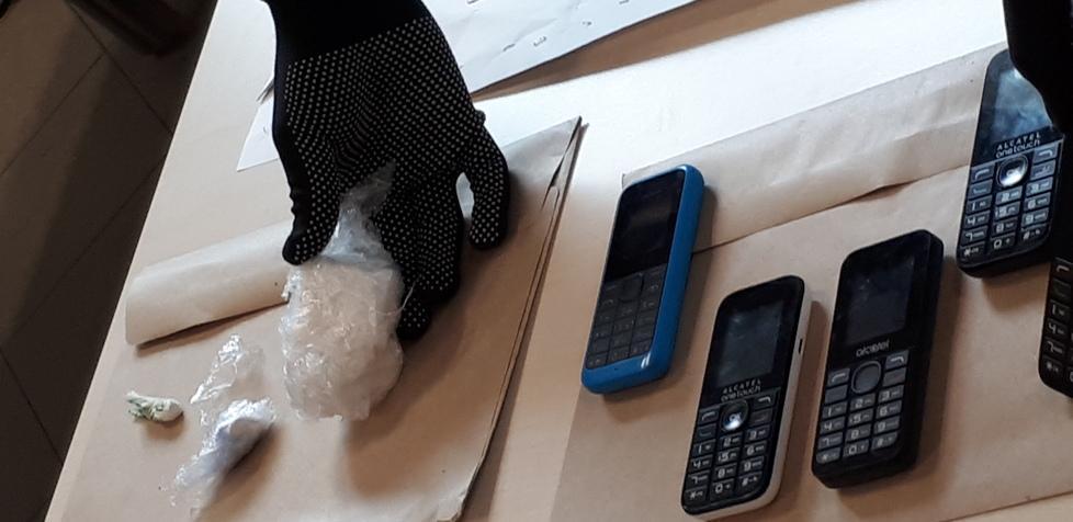 Nasconde la cocaina dentro al manubrio della bici: arrestato 