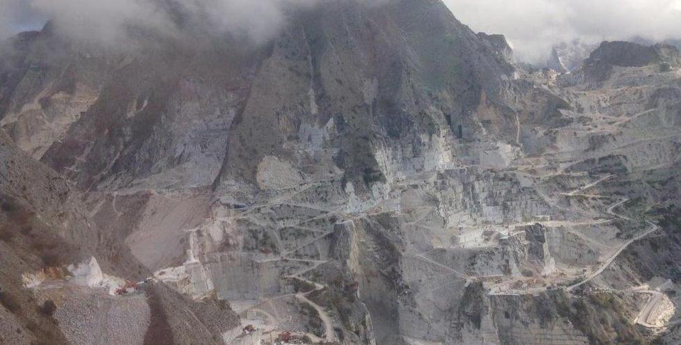 La Cassazione: l’usucapione sugli agri marmiferi non c’è 