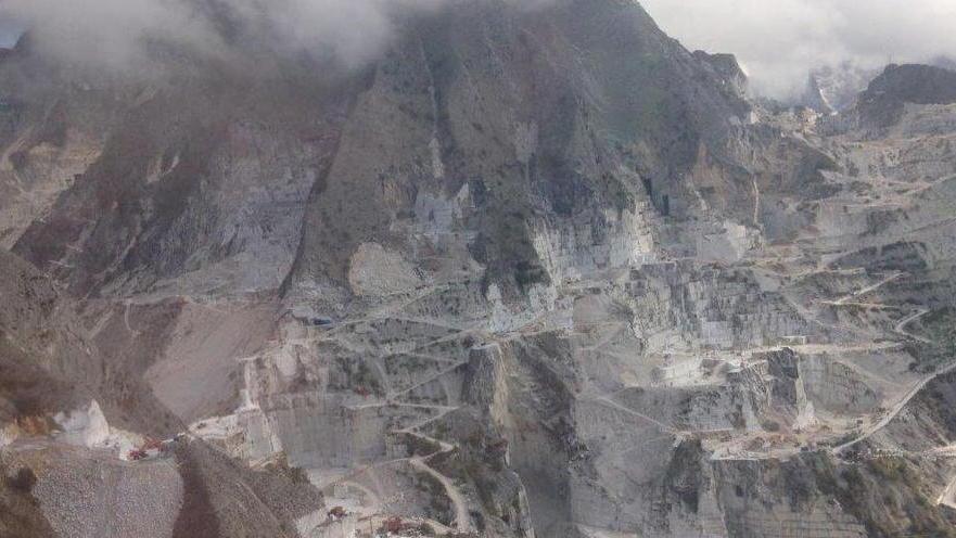 La Cassazione: l’usucapione sugli agri marmiferi non c’è