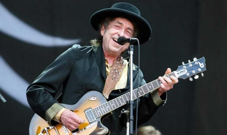 Cinema, Guadagnino racconterà Bob Dylan