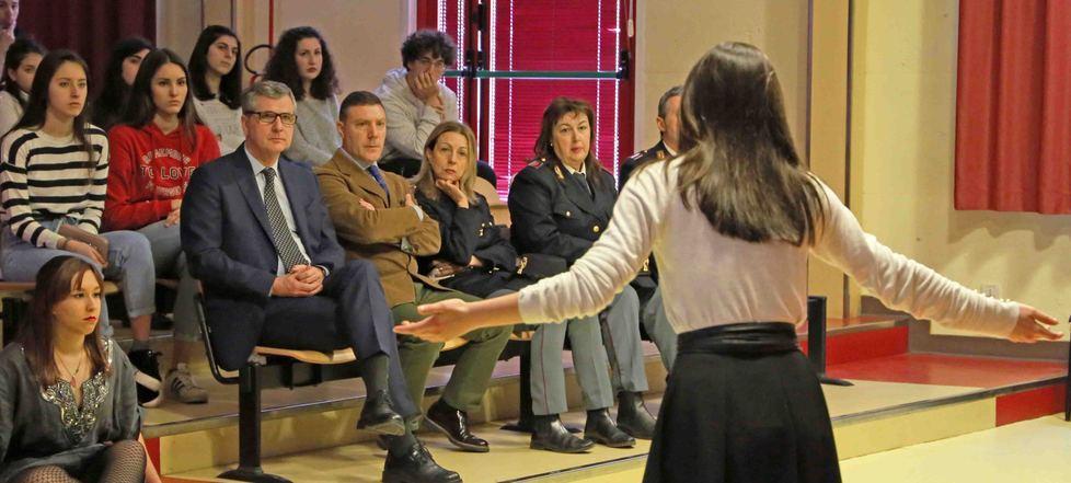 L’allarme del questore «Tanti gli episodi di violenza Troppi per un paese civile» 