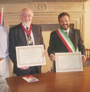 Il sindaco Campinoti firma il gemellaggio a Canterbury