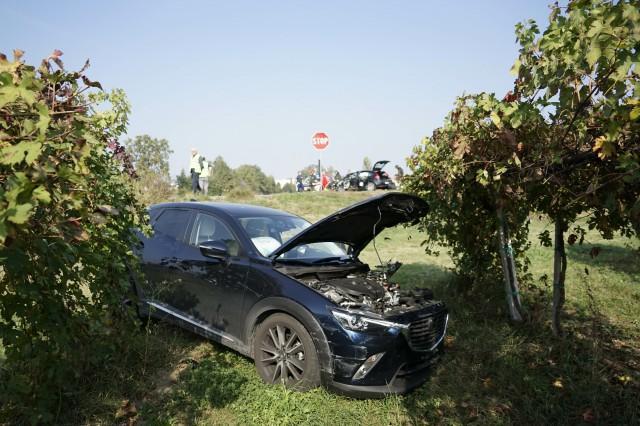 Correggio, incidente frontale fra due auto: due feriti 