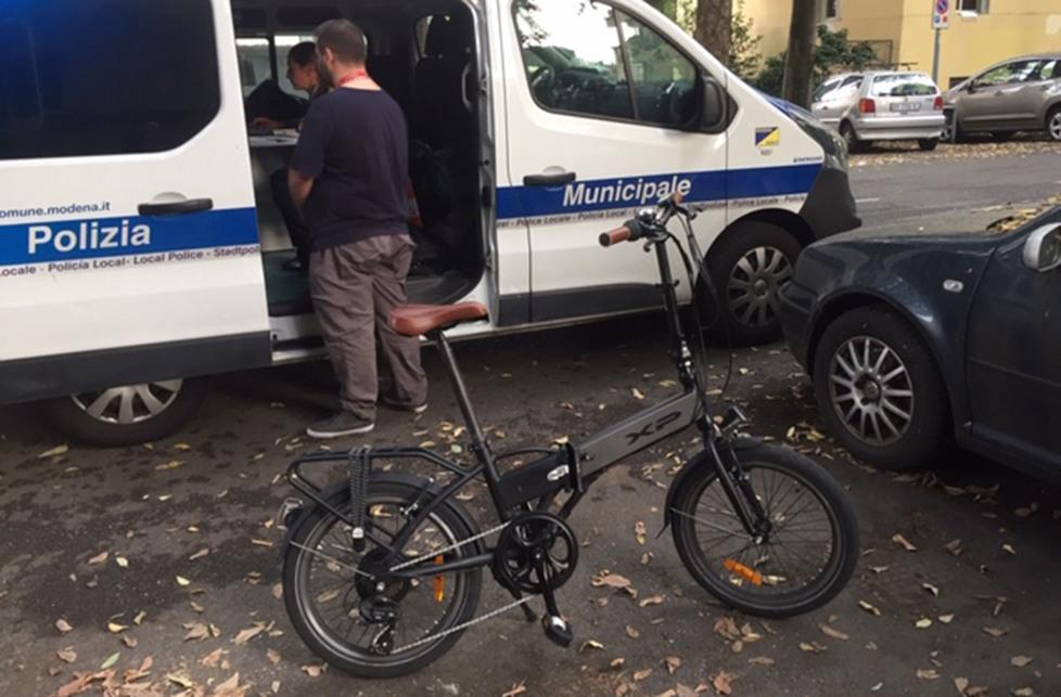 Ciclista ferito in un incidente