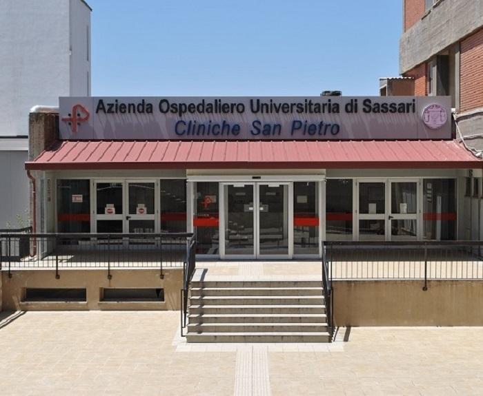 L'ingresso dell'azienda ospedaliero universitaria di Sassari
