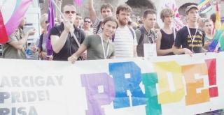 Una manifestazione dell’Arcigay Pride di Pisa