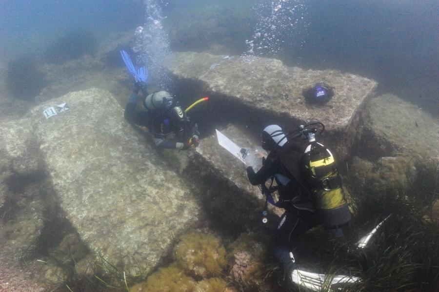 Stintino, sotto il mare un carico di marmo di epoca romana imperiale